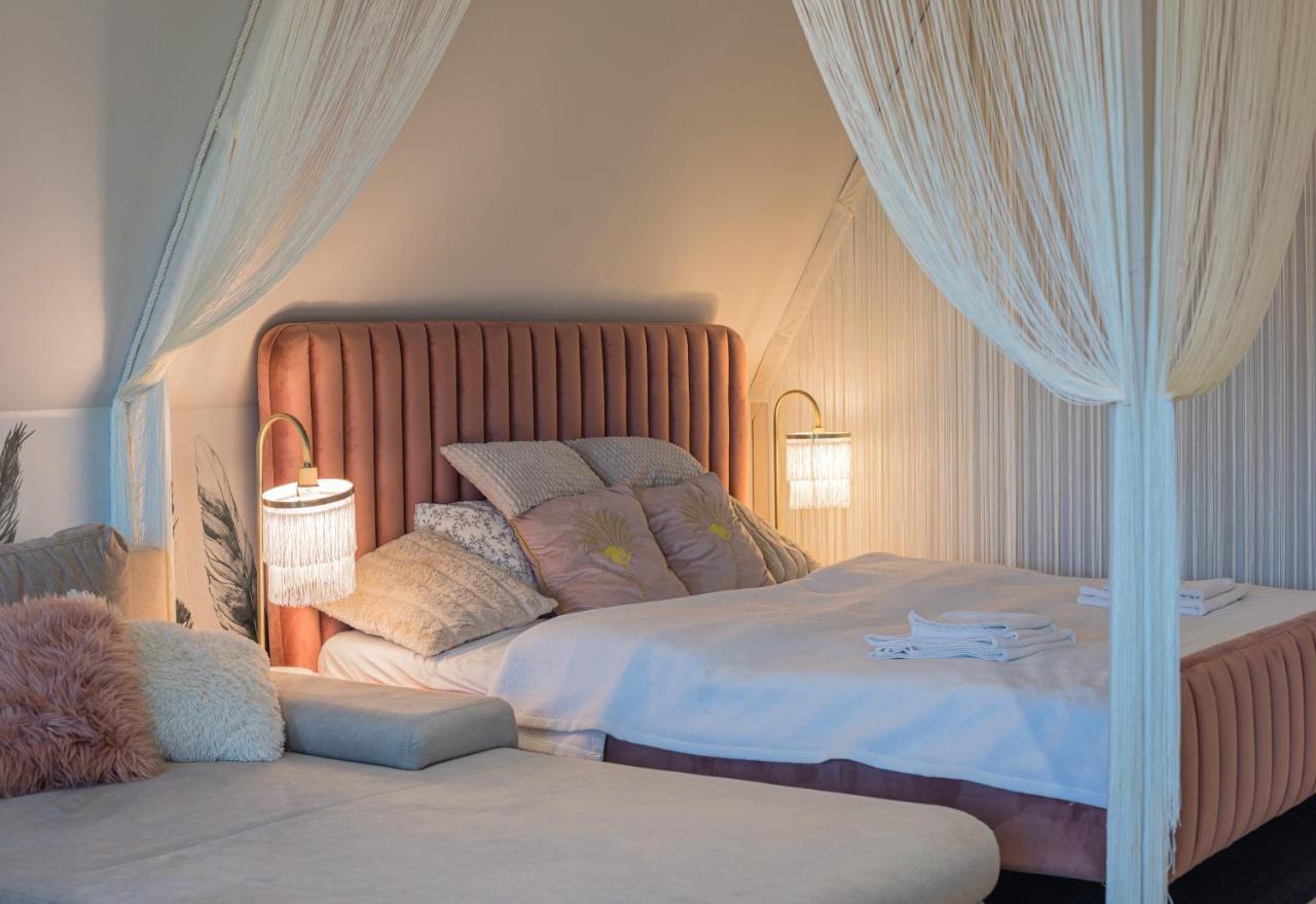 Magiczne Gniazdko Na Samym Rynku Apartment วรอตซวาฟ ภายนอก รูปภาพ