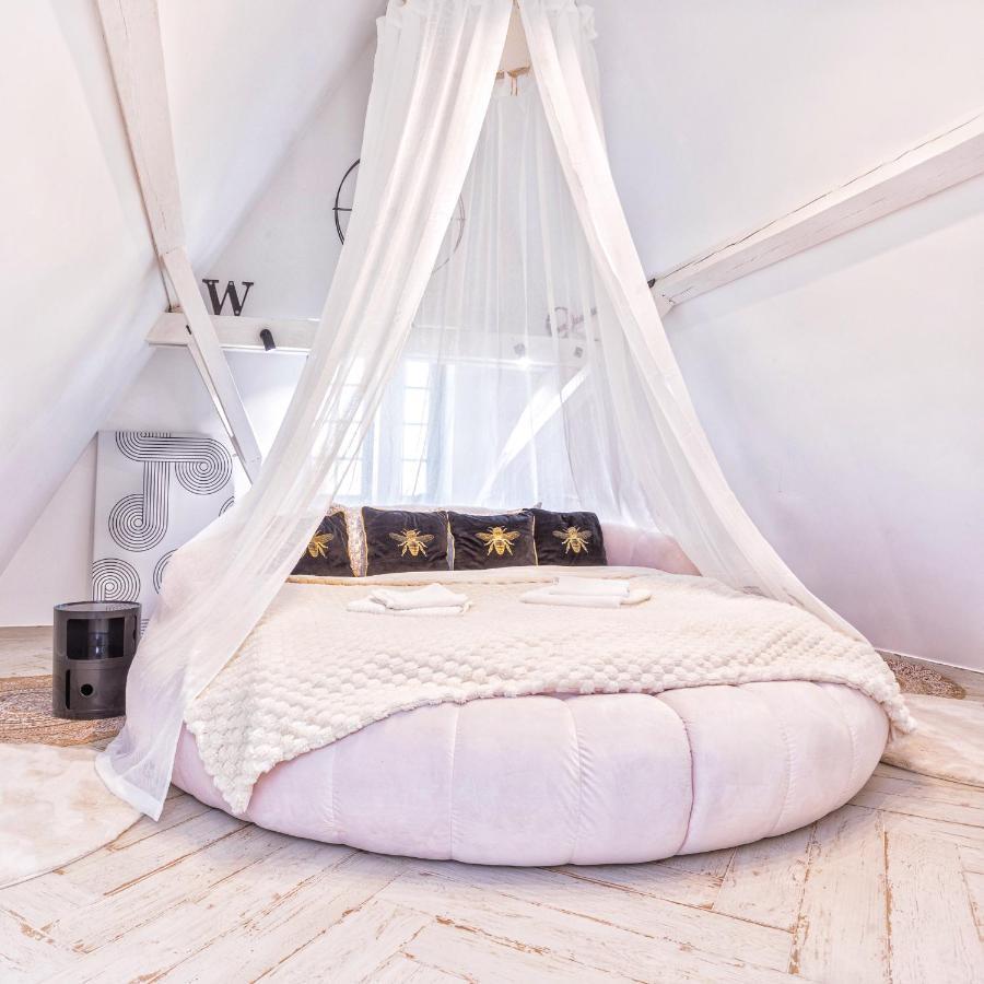 Magiczne Gniazdko Na Samym Rynku Apartment วรอตซวาฟ ภายนอก รูปภาพ