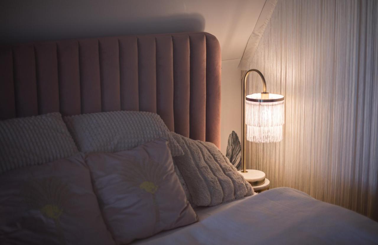 Magiczne Gniazdko Na Samym Rynku Apartment วรอตซวาฟ ภายนอก รูปภาพ