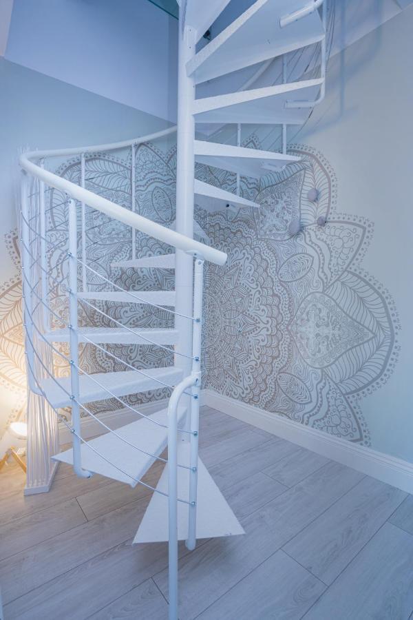Magiczne Gniazdko Na Samym Rynku Apartment วรอตซวาฟ ภายนอก รูปภาพ