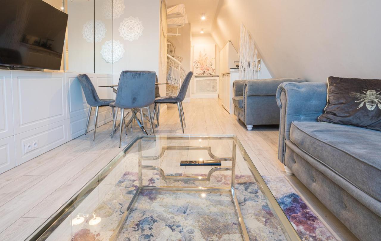 Magiczne Gniazdko Na Samym Rynku Apartment วรอตซวาฟ ภายนอก รูปภาพ